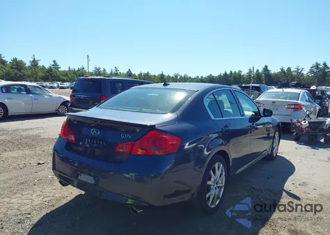 2011 Infiniti G37X z USA, uszkodzony, nr VIN JN1CV6AR9BM351146